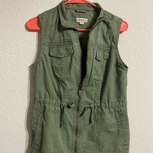 Green utility vest